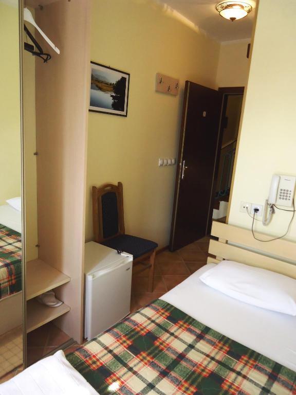 Hotel Pelikan Virpazar Exterior photo